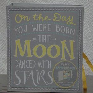 baby milestone keepsake storage box